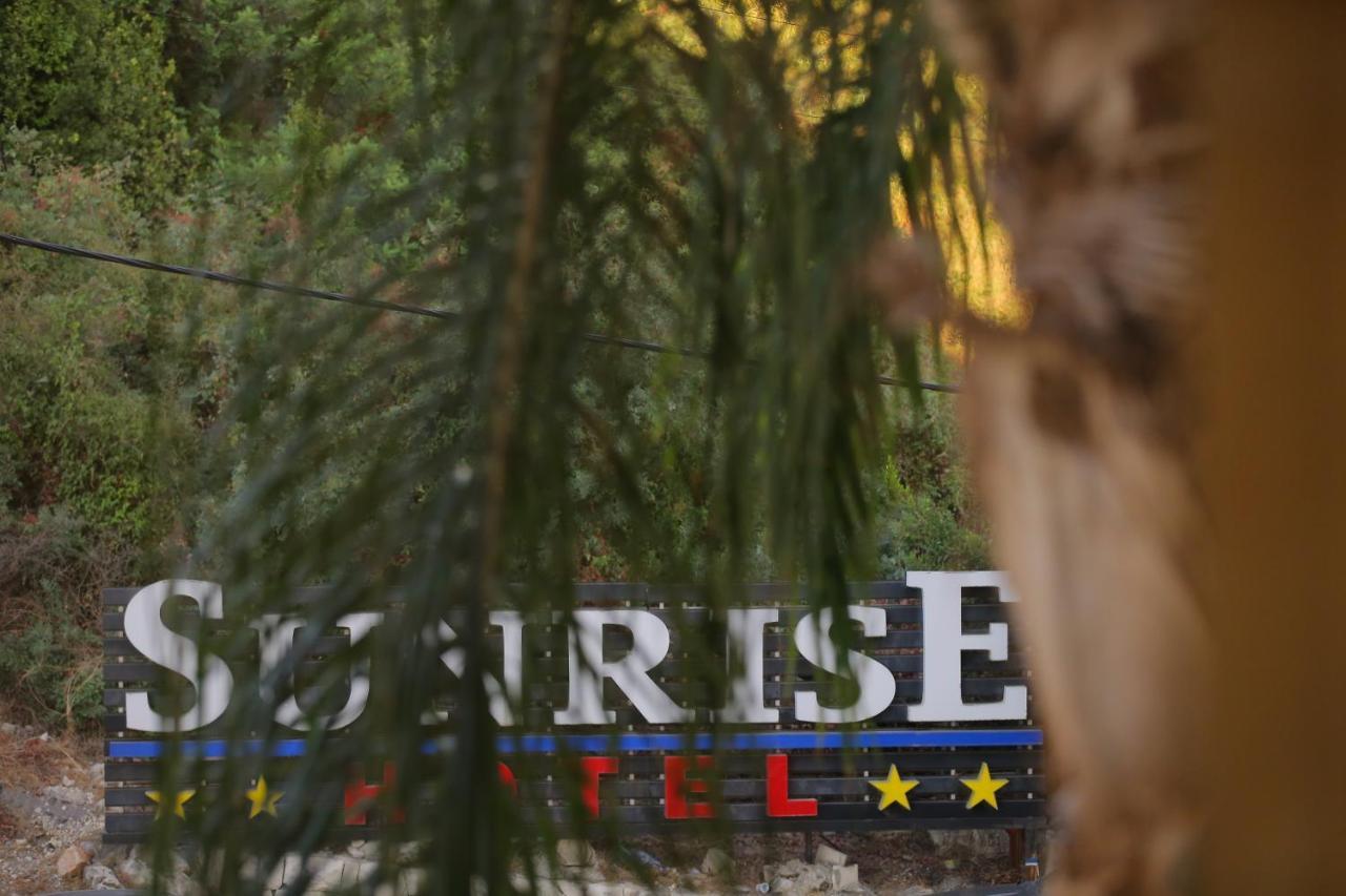 Sunrise Hotel Jounieh Dış mekan fotoğraf
